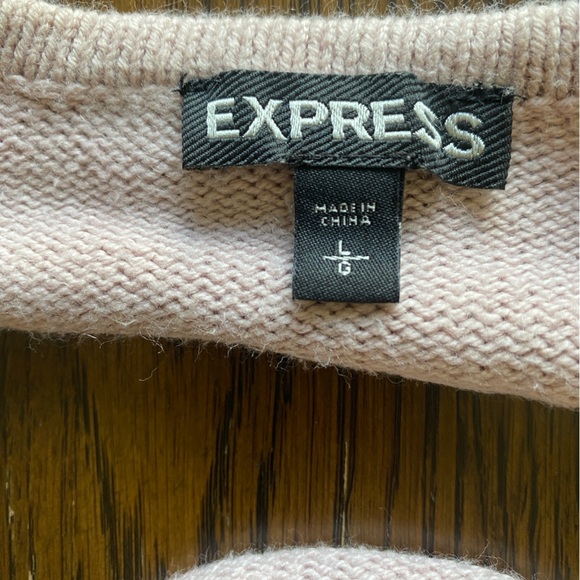 Express Sweater - Picture 5 of 6